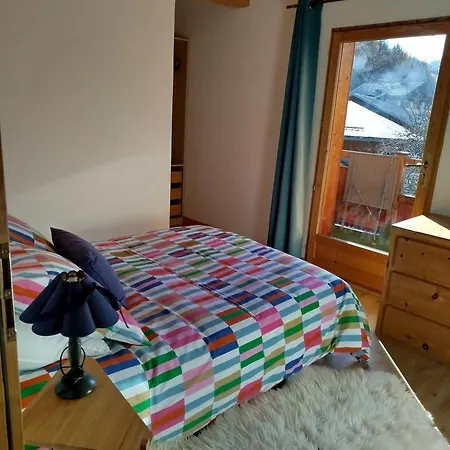 Apartment Half-chalet, South-facing, Overlooking Mont Pourri