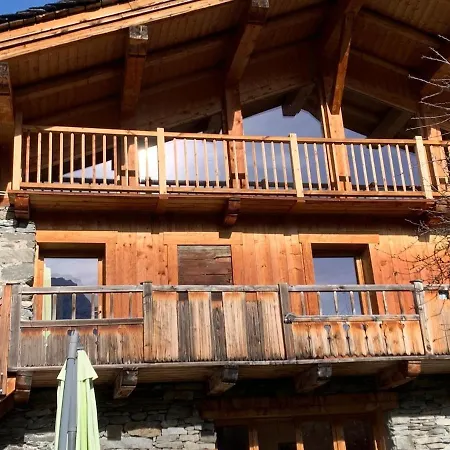 Half-chalet, South-facing, Overlooking Mont Pourri